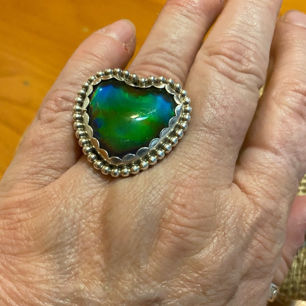 M & S Faceted Heart Mood Ring
